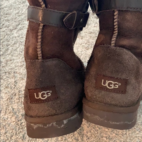 Uggs - Picture 5 of 5